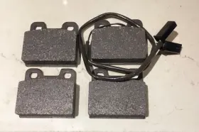 Ate 60778265 Brake Pad Set Alfa Romeo 75 Milano Gtv-6 Alfetta Oem Rear With Wear Sensors