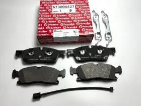 673004427 Maserati New Genuine Levante Base Front Brake Pads