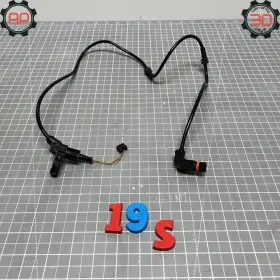 Mercedes-benz 2045408605 08-15 Mercedes-benz X204 W204 Glk350 C350 Front Right Brake Pad Wear Sensor Oem