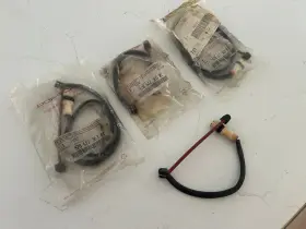 92861236501 Porsche 4x New Genuine 928 1987-1991 Brake Pad Wear Sensor Set